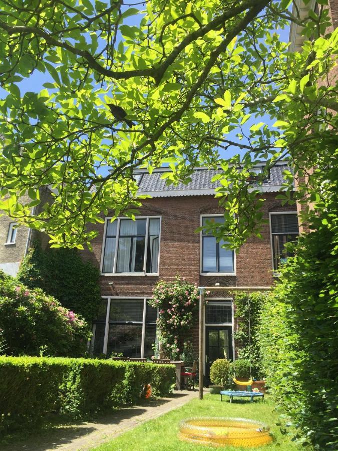 Bed And Breakfast De Oude Pastorie Sneek Eksteriør billede
