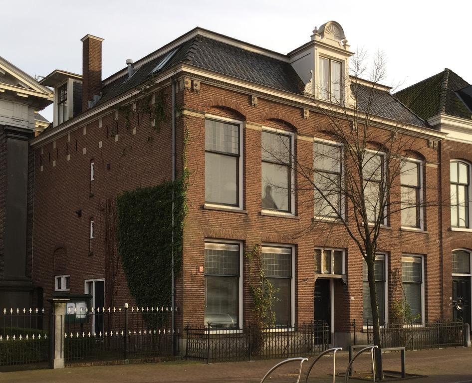 Bed And Breakfast De Oude Pastorie Sneek Eksteriør billede